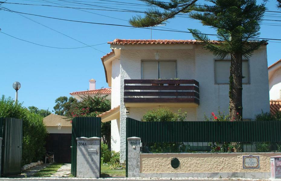 Alapraia Traditional Villa In S Pedro , Estoril מראה חיצוני תמונה